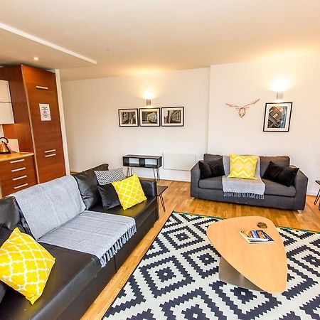 Approved Serviced Apartments Skyline マンチェスター エクステリア 写真