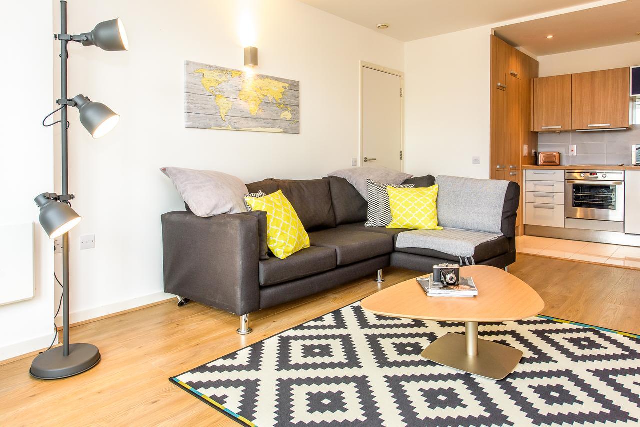 Approved Serviced Apartments Skyline マンチェスター エクステリア 写真