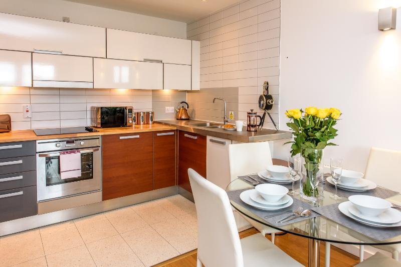 Approved Serviced Apartments Skyline マンチェスター エクステリア 写真