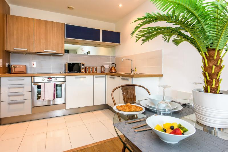 Approved Serviced Apartments Skyline マンチェスター エクステリア 写真