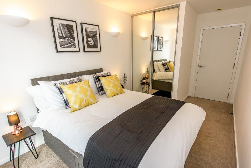 Approved Serviced Apartments Skyline マンチェスター エクステリア 写真